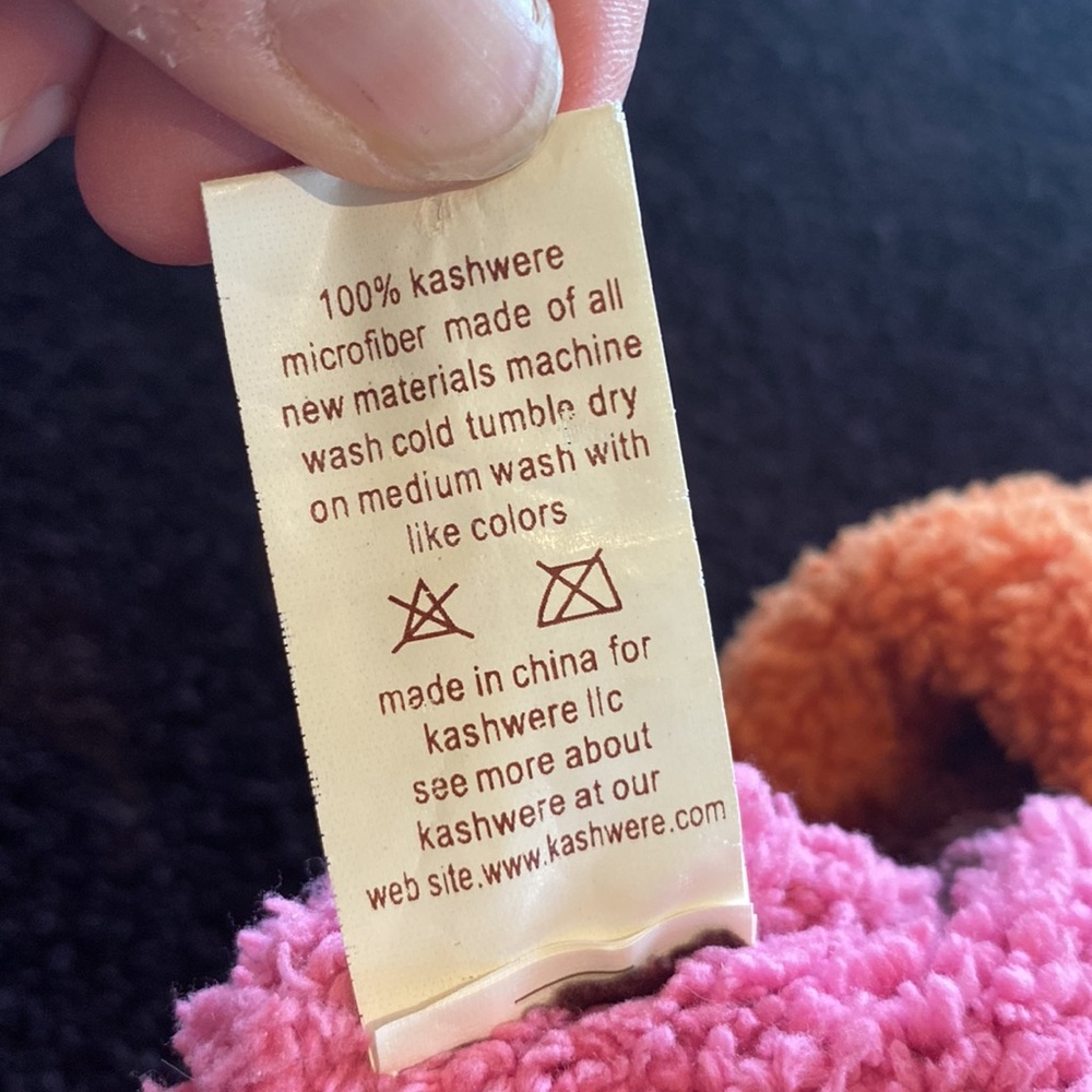 Kashwere girls robe. Size 4/6. NWOT - Picture 7 of 7